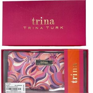 NWT Trina Turk large zip around Women's Wallet in swirl design- new in box